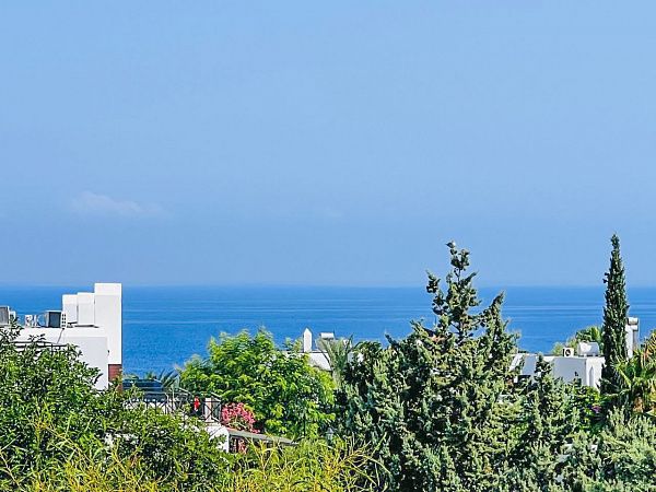 5-комнатная вилла 173 м2 с садом в 200 метрах от пляжа