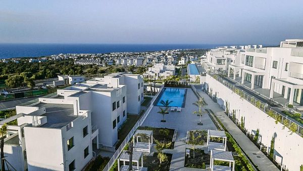 4-комнатные апартаменты 133 м2 с террасой 32 м2 и прямым видом на море в шикарном комплексе