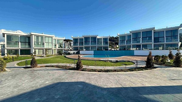 3-комнатный loft пентхаус 71 м2 с террасой на крыше 35 м2 в 350 метрах от моря 