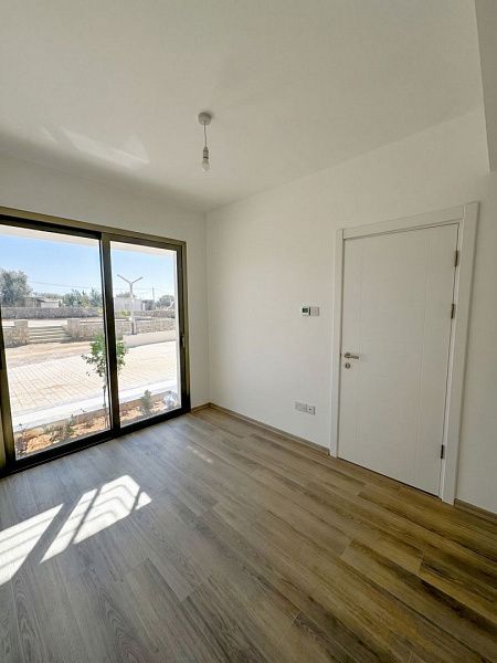 2-комнатные апартаменты 69 м2 с террасой-граунд и садом в 10 минутах от пляжа