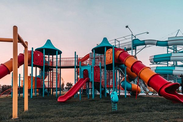 Cтудия 56 м2 с балконом в курортном комплексе 5-звёздочного уровня