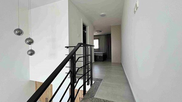3-комнатный loft пентхаус 71 м2 с террасой на крыше 35 м2 в 350 метрах от моря 
