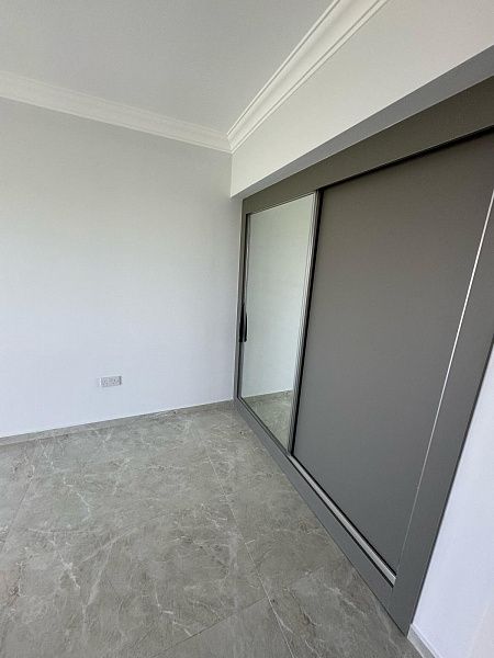 2-комнатные апартаменты 60 м2 с мебелью в 250 метрах от песчаного пляжа