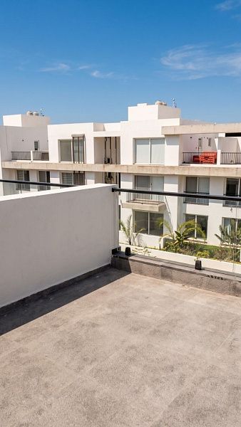 3-комнатные апартаменты loft 125 м2 с террасой в Енибоазичи