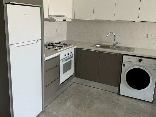 2-комнатные апартаменты 60 м2 с мебелью в 250 метрах от песчаного пляжа