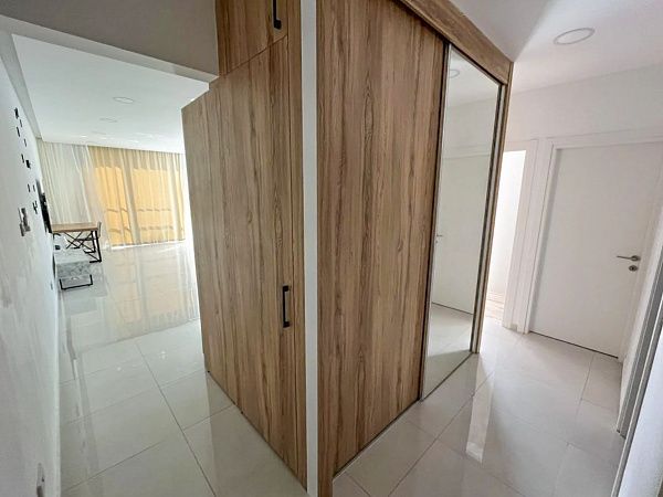 3-комнатный апартаменты 95 м2 с террасой на крыше 40 м2 и видами на море и горы