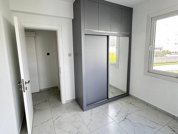 4-комнатные апартаменты 125 м2 возле торгового центра