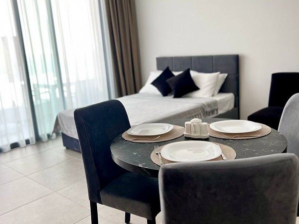 Студия 40 м2 с террасой 8 м2 в 250 метрах от пляжа!