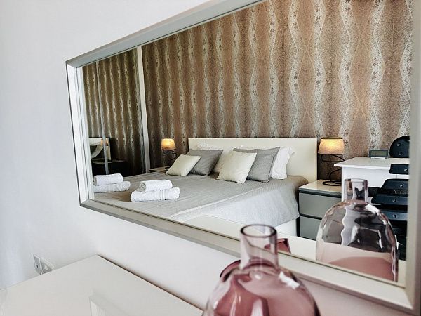 2-комнатные апартаменты 65 м2 с террасой 15 м2 в курортном комплексе