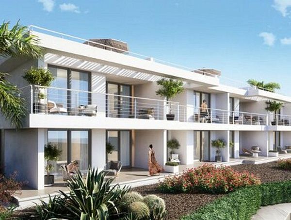 3-комнатная квартира 75 м2 с террасой 22 м2 в новом комплексе в Эсентепе