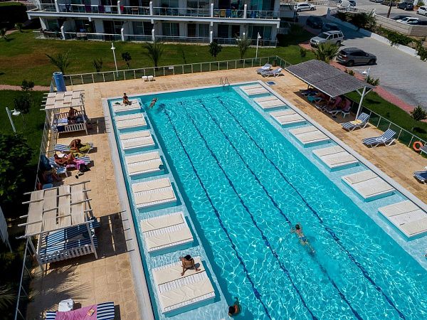 3-комнатные апартаменты 79 м2 с балконом 15 м2 в СПА-комплексе в 600 метрах от песчаного пляжа
