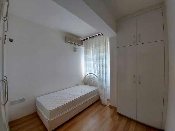 Четырехкомнатная квартира 120 м2   в центре Кирении