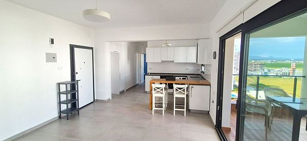 2-комнатные апартаменты 60 м2 с балконом 11 м2 в курортном комплексе