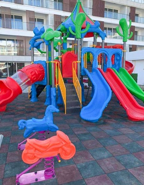 4-комнатный пентхаус 402 м2 с джакузи и просторными террасами в живописном комплексе