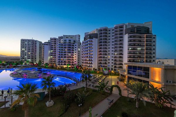 Cтудия 56 м2 с балконом в курортном комплексе 5-звёздочного уровня