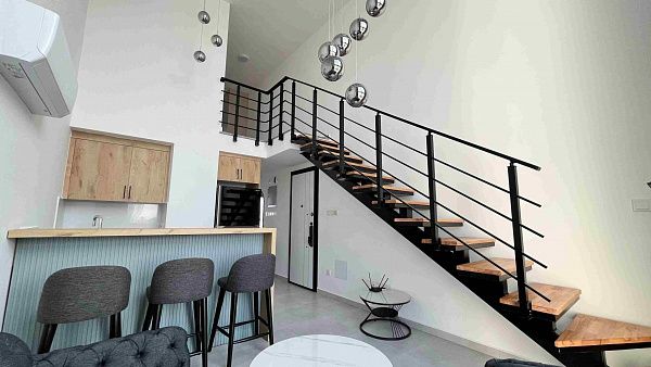3-комнатный loft пентхаус 71 м2 с террасой на крыше 35 м2 в 350 метрах от моря 