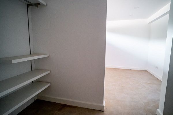 Квартира 4+1 (230 м2) с частным бассейном в Беллапаисе