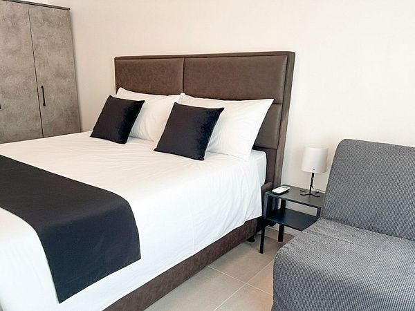 2-комнатные апартаменты 69 м2 с террасой 13 м2 в курортном комплексе