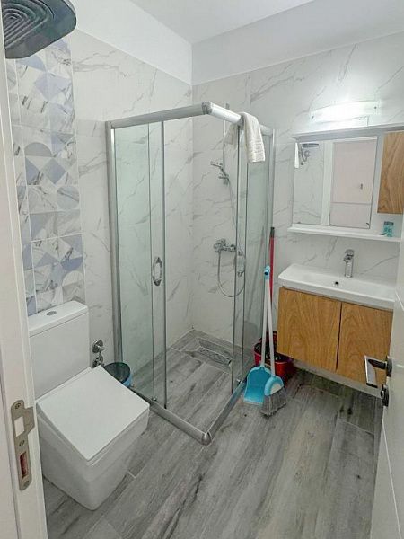 Студия 60 м2 с балконом 8 м2 и неперекрываемым видом на море в курортном комплексе