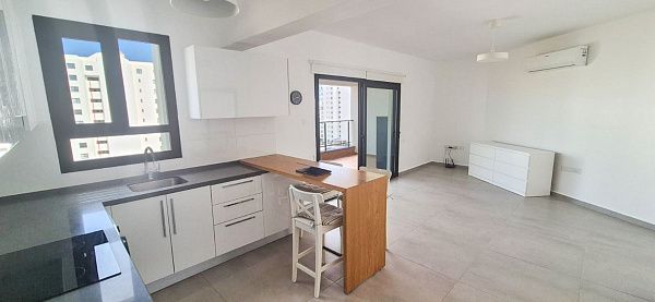 2-комнатные апартаменты 60 м2 с балконом 11 м2 в курортном комплексе