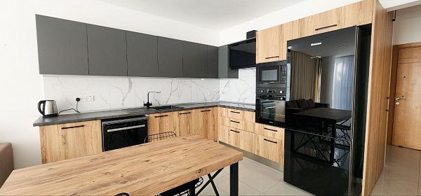 3-комнатный апартаменты 95 м2 с террасой на крыше 40 м2 и видами на море и горы