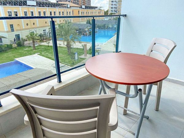 Студия 42 м2 с террасой 8 м2 в курортном комплексе