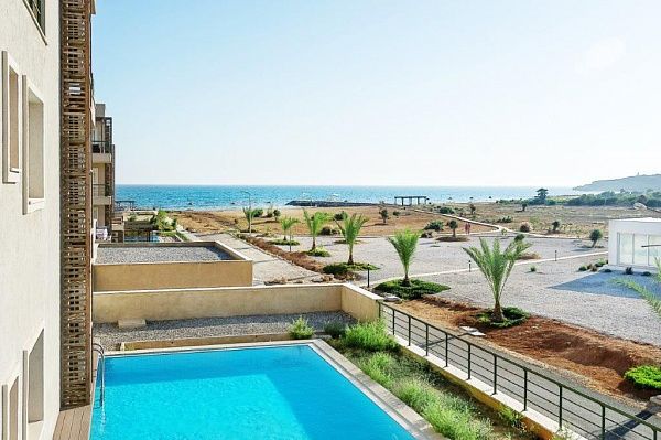 4-комнатные апартаменты 120 м2 с собственным приватным бассейном в СПА - комплексе в 100 метрах от песчаного пляжа