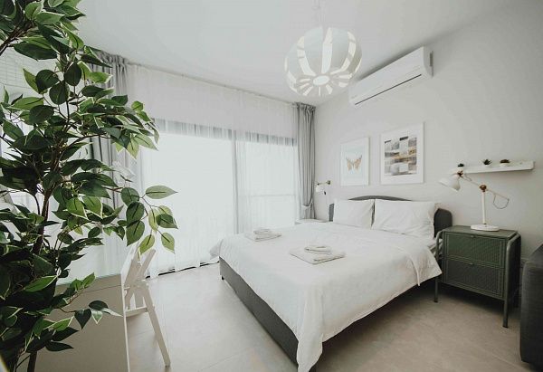 Студия 50 м2 c балконом 9м2