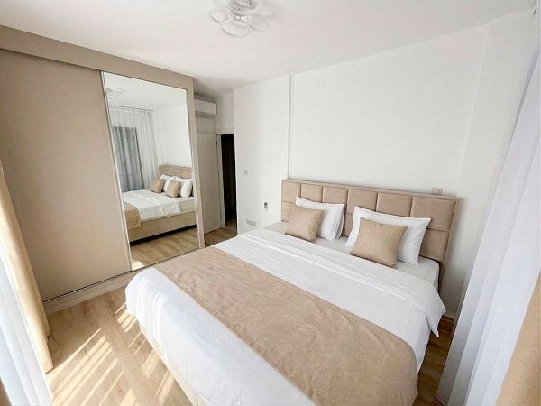 3-комнатный апартаменты 95 м2 с террасой на крыше 40 м2 и видами на море и горы