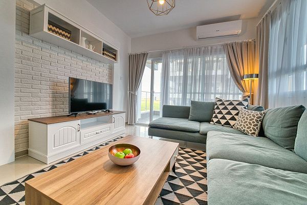 2-комнатные апартаменты 60 м2 + 11 м2 балкон В СПА-комплексе в 600 метрах от песчаного пляжа