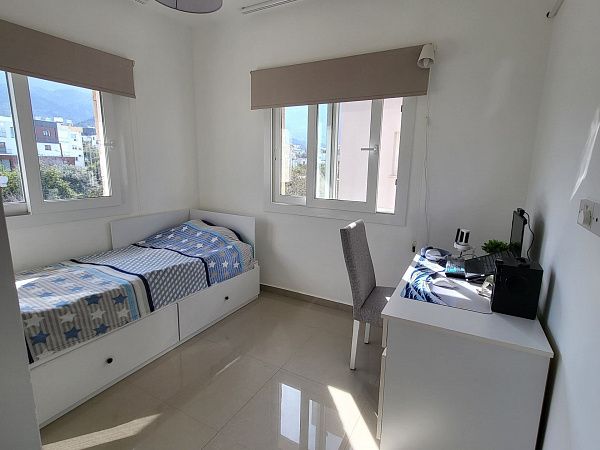 3-комнатные апартаменты 70м2 с мебелью и техникой в Алсанджаке