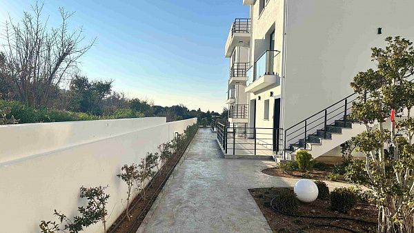 3-комнатный loft пентхаус 71 м2 с террасой на крыше 35 м2 в 350 метрах от моря 