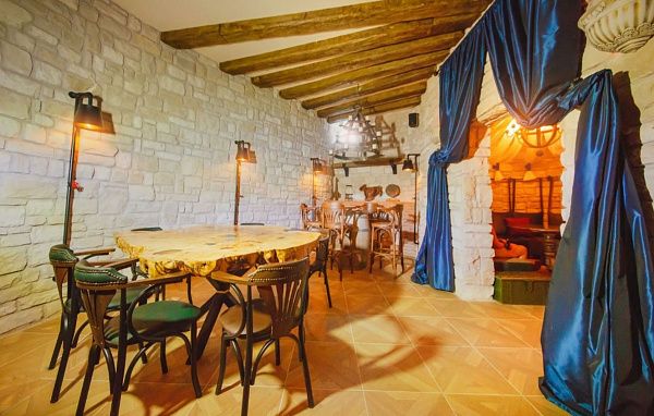 2-комнатные апартаменты 60 м2 с балконом 11 м2 в курортном комплексе