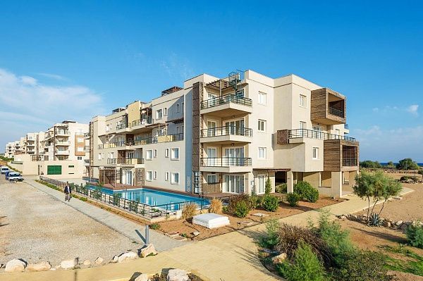 4-комнатные апартаменты 120 м2 с собственным приватным бассейном в СПА - комплексе в 100 метрах от песчаного пляжа