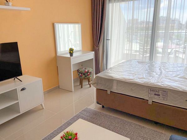 Студия 42 м2 с террасой 8 м2 в курортном комплексе