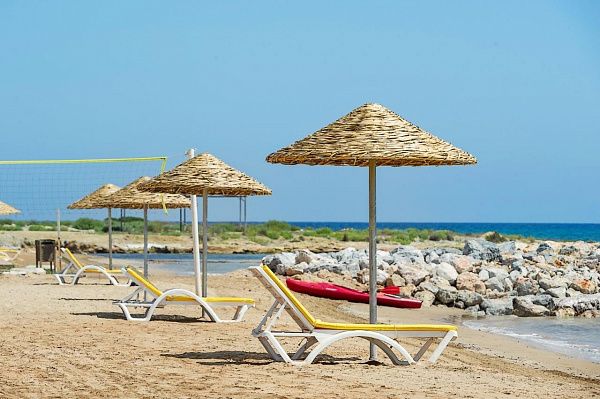 4-комнатные апартаменты 120 м2 с собственным приватным бассейном в СПА - комплексе в 100 метрах от песчаного пляжа