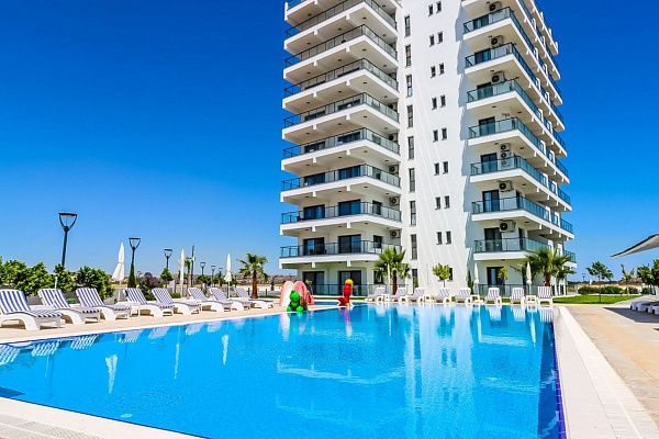 3-комнатные апартаменты 95 м2 c видом на море всего в 5 минутах от пляжа!