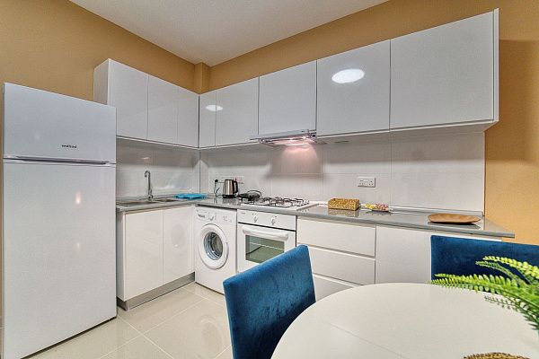 3-комнатные апартаменты 79 м2 с балконом 15 м2 в СПА-комплексе в 600 метрах от песчаного пляжа