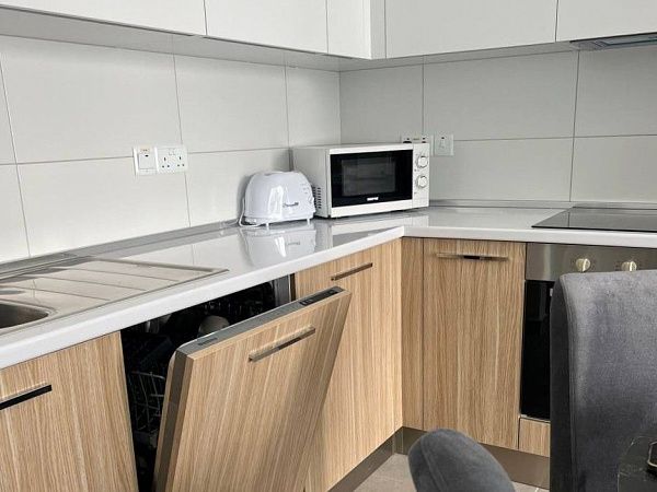 Студия 40 м2 с террасой 8 м2 в 250 метрах от пляжа!