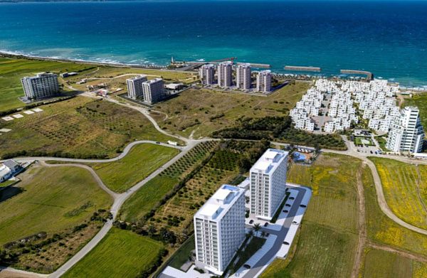 2-комнатные апартаменты 50 м2 с террасой 10 м2 всего в 250 метров до моря!