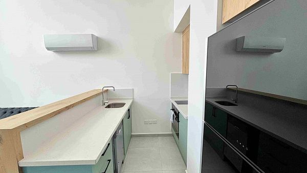 3-комнатный loft пентхаус 71 м2 с террасой на крыше 35 м2 в 350 метрах от моря 