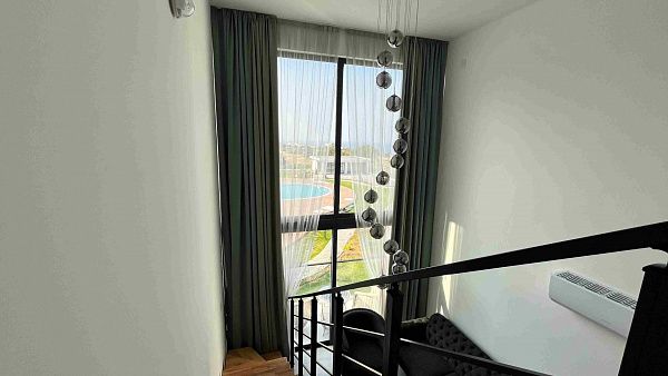 3-комнатный loft пентхаус 71 м2 с террасой на крыше 35 м2 в 350 метрах от моря 