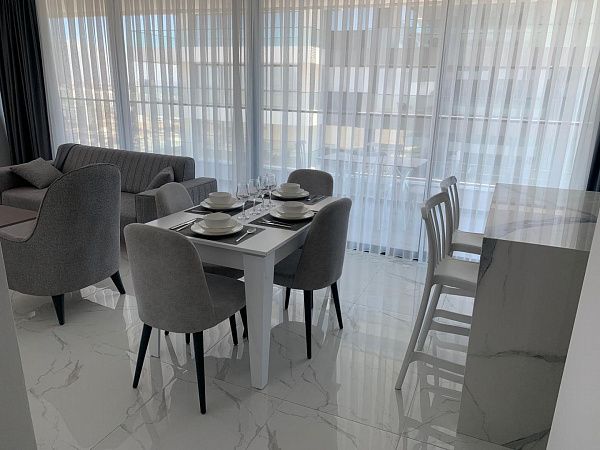 2-комнатные апартаменты 64 м2 с террасой 23 м2 и дизайн-пакетом в роскошном комплексе