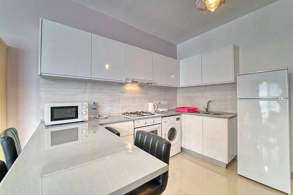 2-комнатные апартаменты 60 м2 + 11 м2 балкон В СПА-комплексе в 600 метрах от песчаного пляжа
