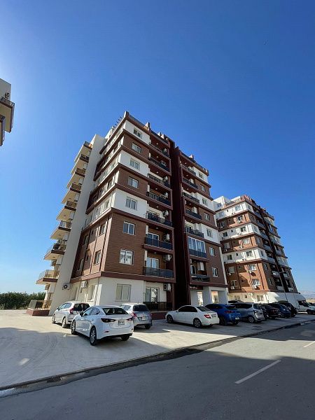 Готовая трехкомнатная квартира 86 м2 в красивом комплексе в Искеле