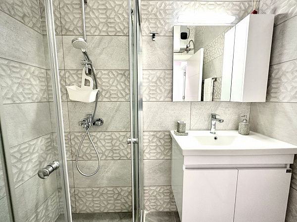 2-комнатные апартаменты 51 м2 с балконом 8 м2 в курортном комплексе